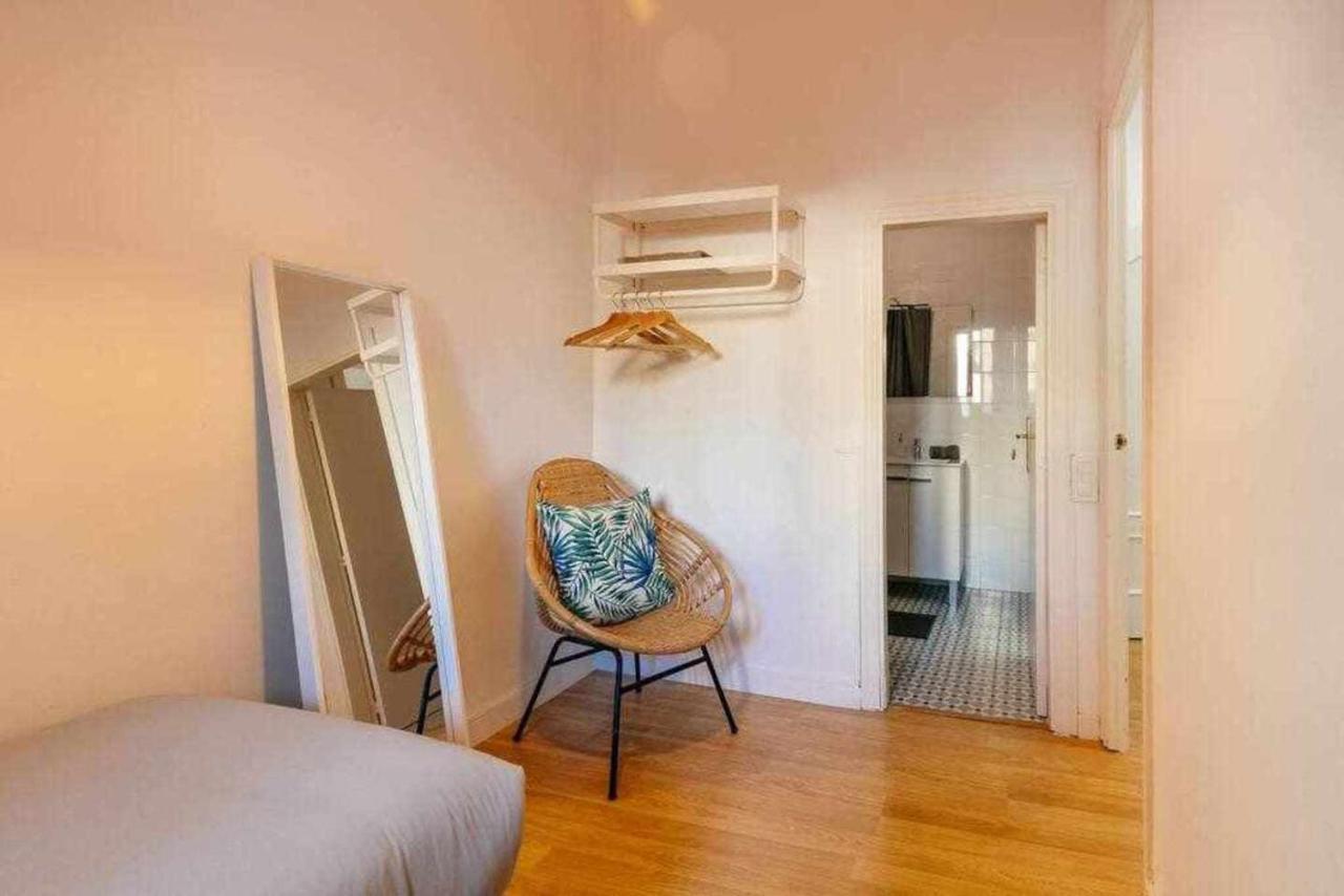 Cozy & Central Apartment Barcelone Extérieur photo